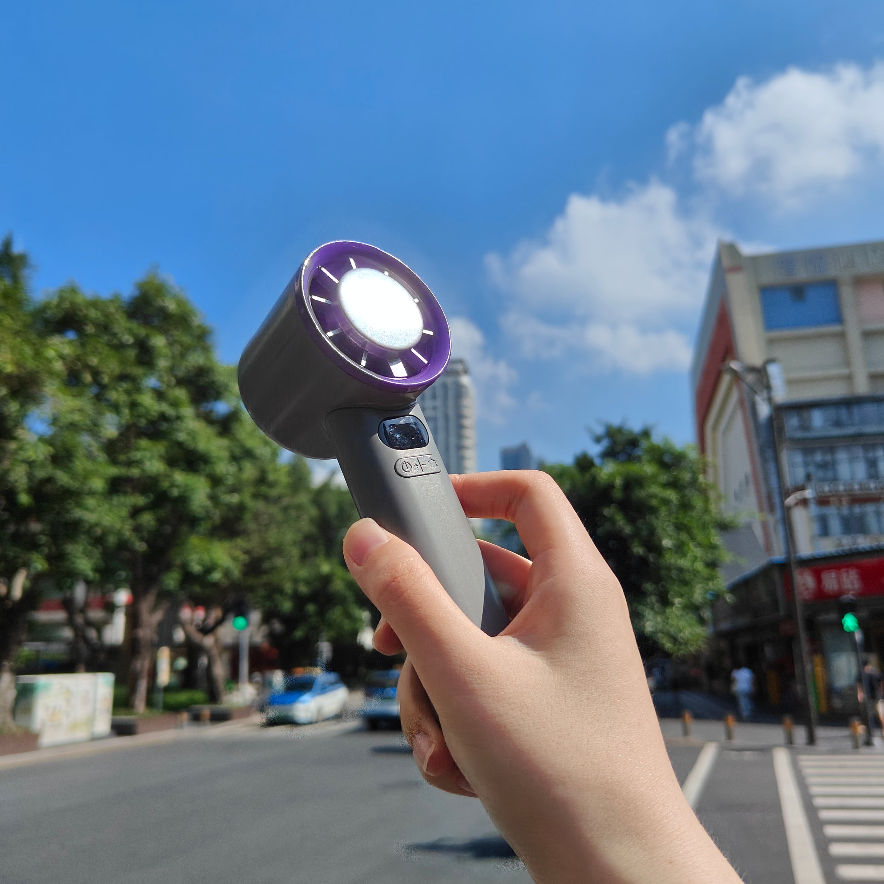 Jabees FrostOne Handheld Turbo Fan with Cooling Plate