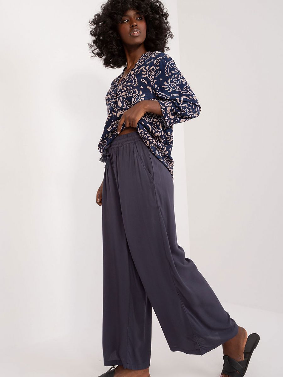 Women trousers model 197539 Sublevel-1