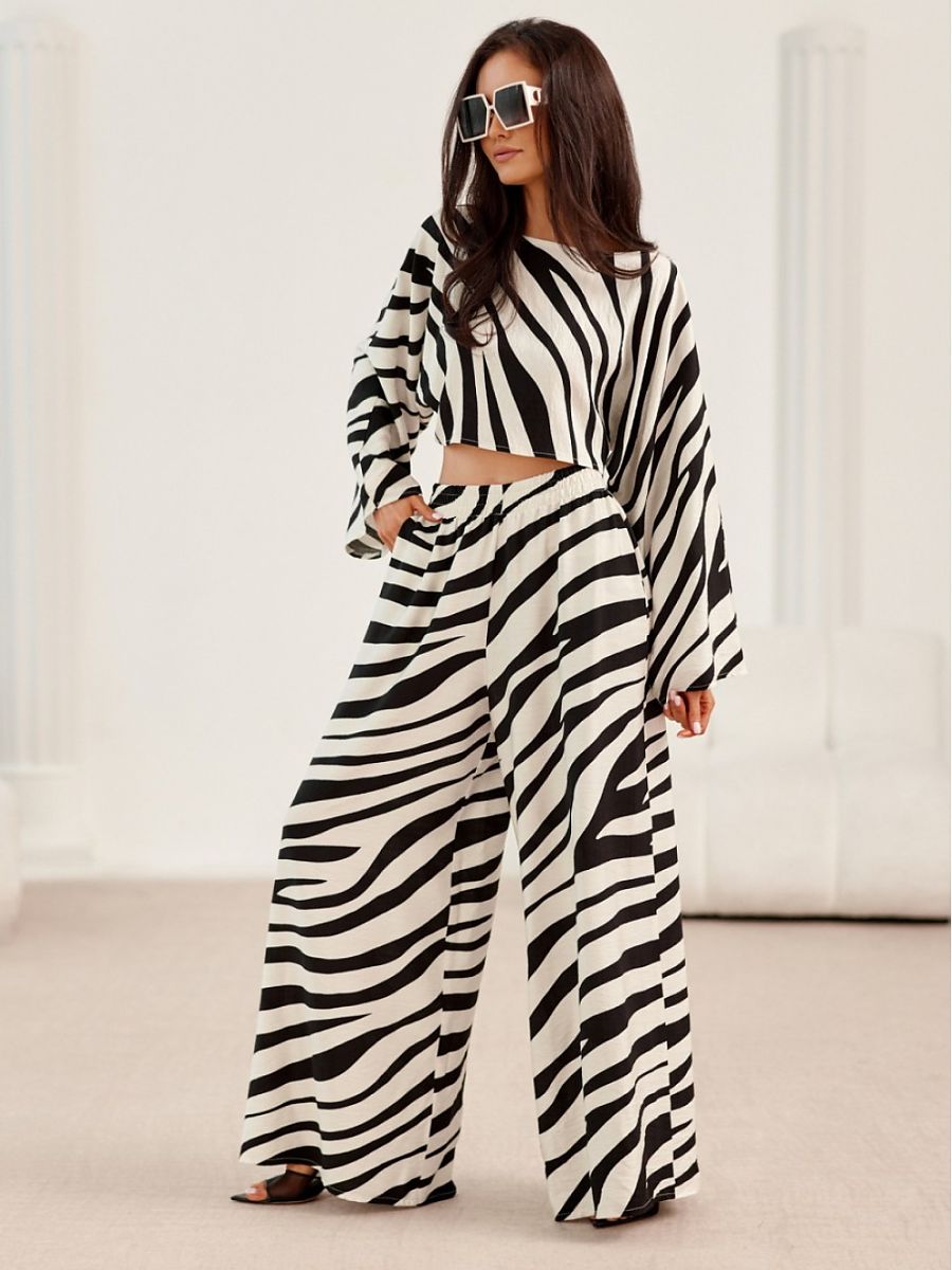 Women trousers model 213986 Roco Fashion-1